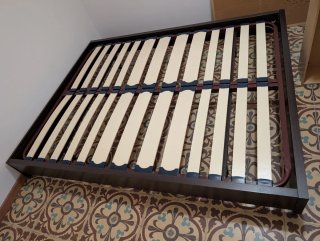 Cama y somier de madera 150x190