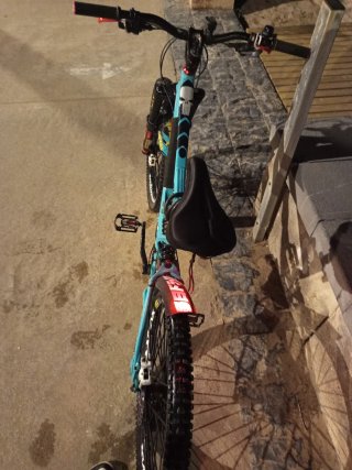 Bicicleta Specialized Enduro 26 prezzo negoziabile