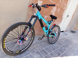 Bicicleta Specialized Enduro 26 prezzo negoziabile