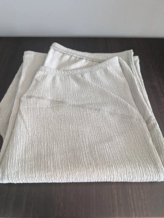Conjunto pantalón y blusa premamá H&M plateado
