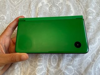 Nintendo DSi XL Verde