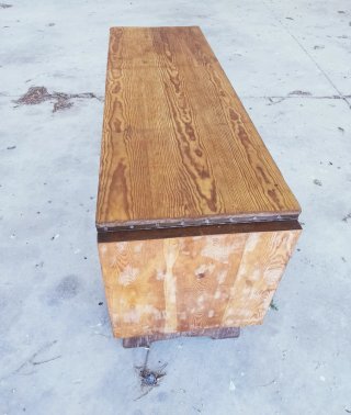 Mesa de madera finales  siglo XIX