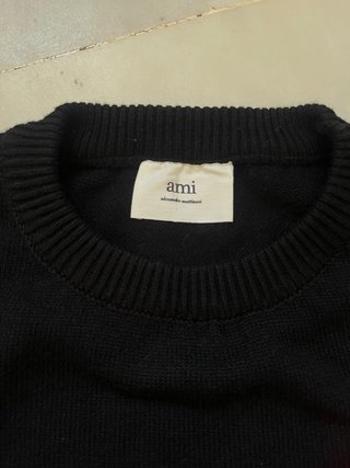 Sudadera Ami Paris Negra Corazón Rojo