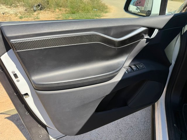 Tesla Model X 2017