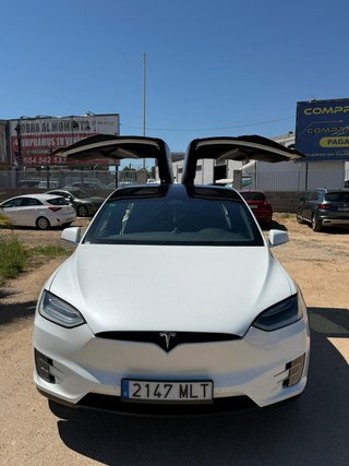 Tesla Model X 2017