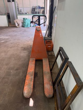 Traspalé elevadora tijera marca Gayner