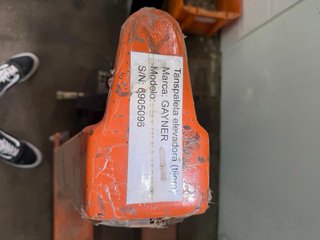 Traspalé elevadora tijera marca Gayner