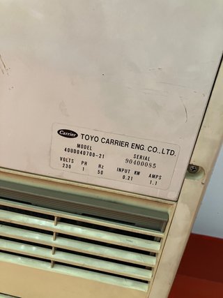 Aire Acondicionado Carrier Beige