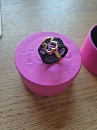 Anillo tous acero y plata rosa con caja original.