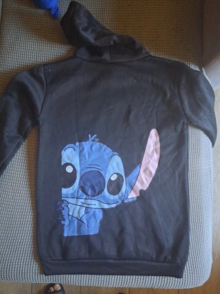 Sudadera Negra con Stitch
