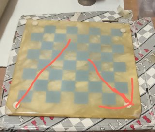 Scacchiera in alabastro