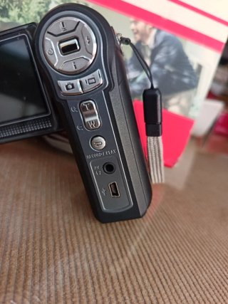 Cámara Toshiba (no sé si funciona)