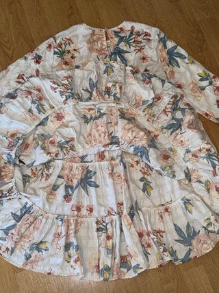 Vestido Zara floral blanco