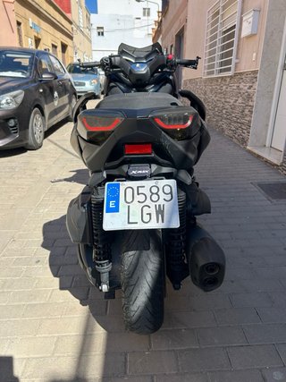 Yamaha X-Max 400cc Iron Max Negra