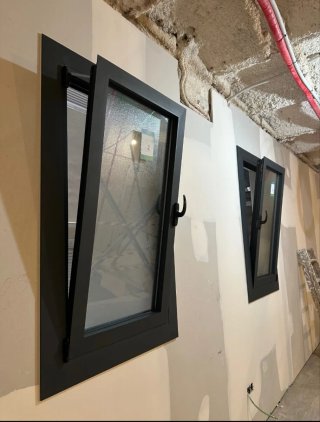 Ventana aluminio RPT  Reparación y fabricación.