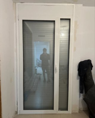 Ventana aluminio RPT  Reparación y fabricación.