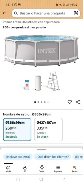 Piscina familiar grande azul