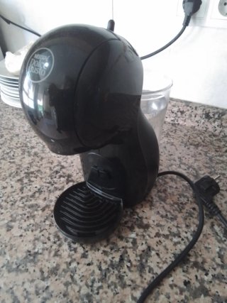 Cafetera Nescafé Dolce Gusto Negra