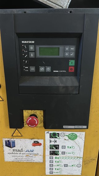 2 Compresores KAESER y 1 Calderín JOSVAN