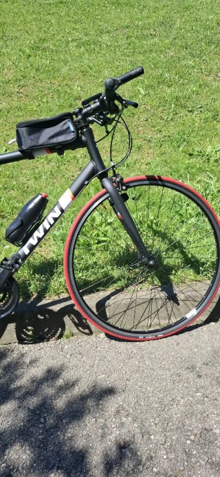 !!!IMPECABLE!!! Btwin Triban 500