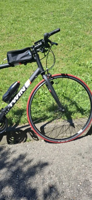 !!!IMPECABLE!!! Btwin Triban 500