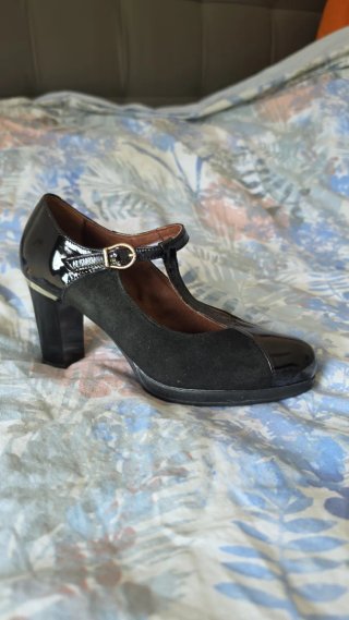 Zapatos de tacón negros