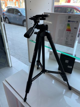 Trípode TACKLIFE para móviles