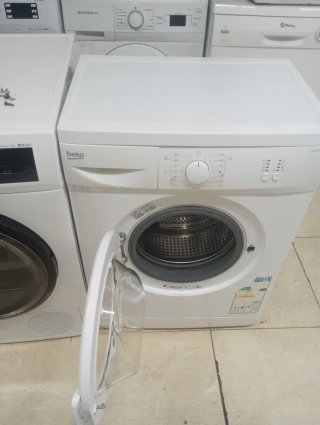 Lavadora Beko 5kg con 6 meses de garantía