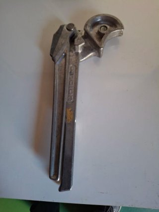 Dobladora de tubos UNICUM