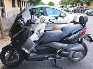 Yamaha X-MAX 250 Momo Design