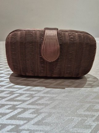 Bolso de fiesta marrón
