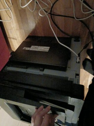 Impresora HP Color LaserJet Pro MFP M476