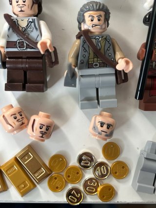 Lote LEGO Piratas del Caribe Figuras y accesorios