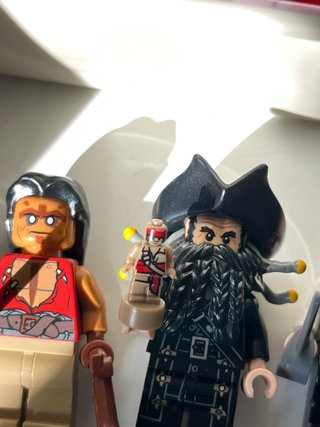 Lote LEGO Piratas del Caribe Figuras y accesorios