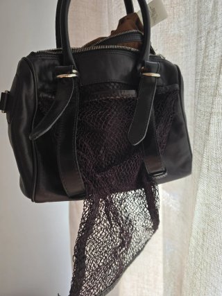 Bolso negro de piel vintage classic,  y2k