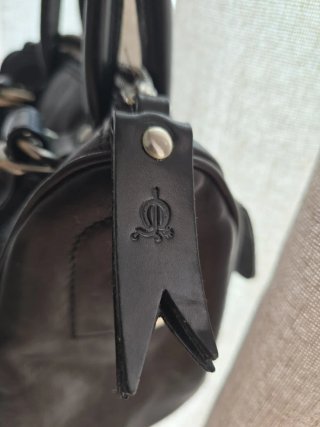Bolso negro de piel vintage classic,  y2k