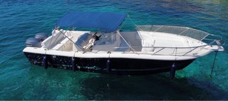 Barco White Shark 285 con 2 motores Yamaha 225cv
