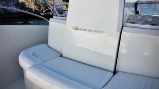 Barco White Shark 285 con 2 motores Yamaha 225cv