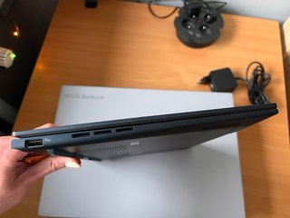 Asus Zenbook 14 OLED