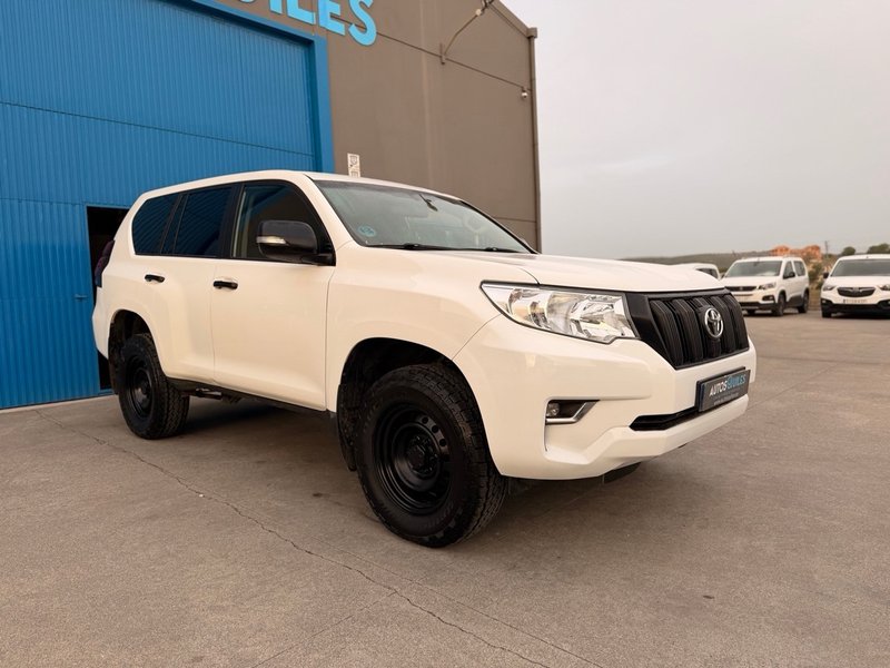 Toyota Land Cruiser 2020, foto 3