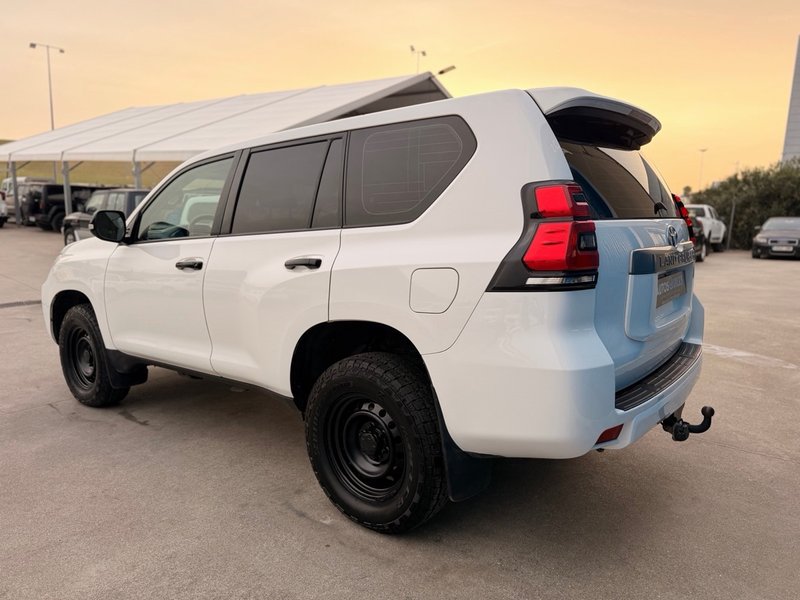 Toyota Land Cruiser 2020, foto 6