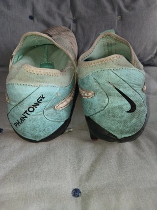 Botas de fútbol Nike Phantom GT
