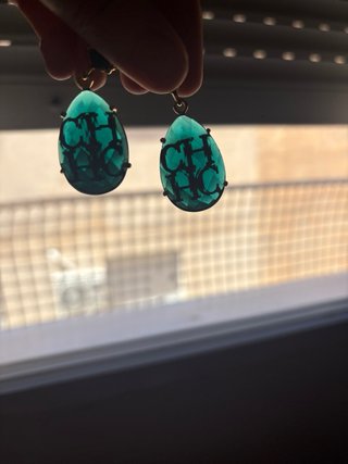 Pendientes CH Esmeralda y Oro