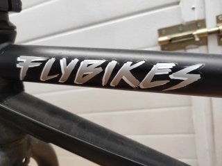 Bicicleta BMX Flybikes Negra,se ha comprado otra