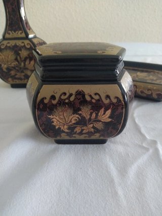 Set trucco 3 pezzi dorato