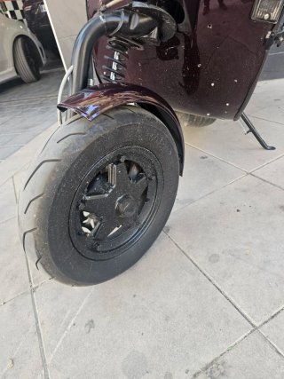 Vespa Scooter 210cc