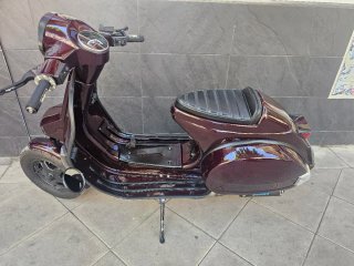 Vespa Scooter 210cc