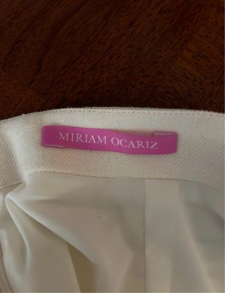 Falda Miriam Ocariz lentejuelas y estampado