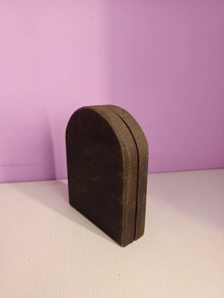 Icono religioso de madera plegable