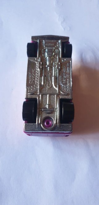 Hot Wheels Furgoneta News TV 68